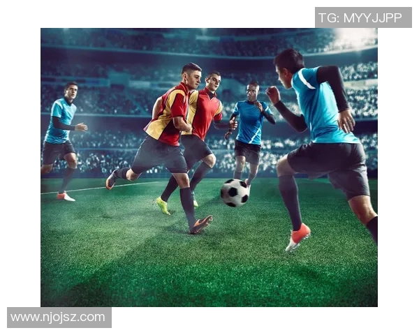 足球明星在赛场上如何实现跑动头部不动的技巧与训练方法解析